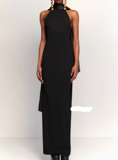 Vestido Elegante Texturizado para Eventos y Gala con Escote Halter - Image 9
