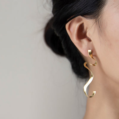Aretes de Plata Esterlina con Diseño Geométrico Audaz y Elegante - Image 8