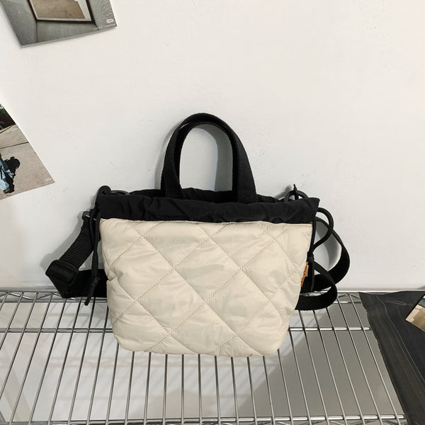Bolso Crossbody Acolchado para Niñas - Diseño Versátil y Elegante - Image 7