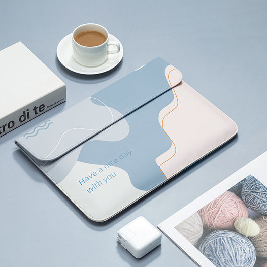 Funda Protectora para Notebook con Diseño Minimalista y Elegante - Image 3