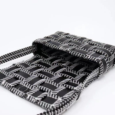 Bolsa de Tejido Artesanal con Bordado a Mano para Damas - Image 15