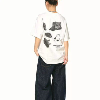Camiseta Básica Negra y Blanca de Manga Corta Versátil - Image 2