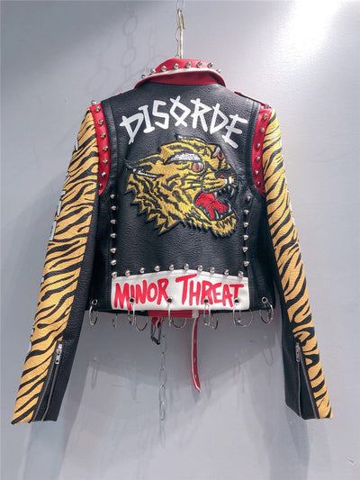 Abrigo de Cuero Manga Larga con Estampado de Tigre - Image 7