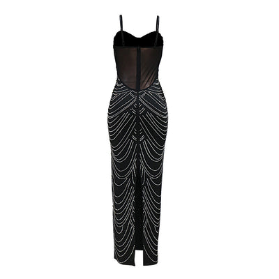 Vestido de Noche con Cuentas de Espuma y Tirantes Brillantes - Image 10