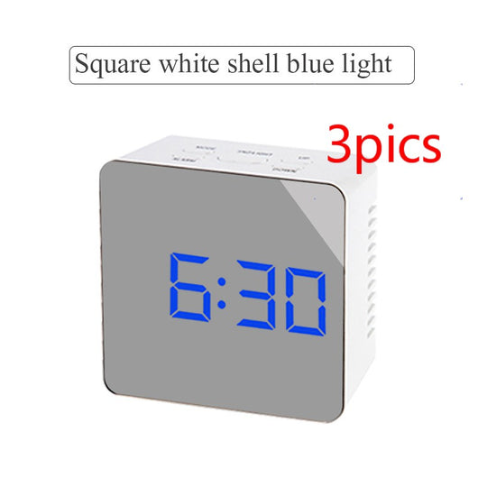 Espejo LED Multifuncional con Reloj Digital - Image 17