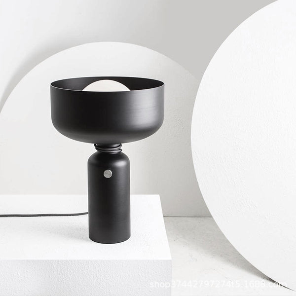 Lámpara de Mesita Moderna para Dormitorio con Diseño Creativo