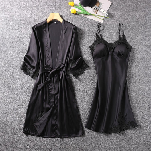 Camisón Corto Sensual con Tirante de Seda Helada y Soporte de Pecho - Image 6