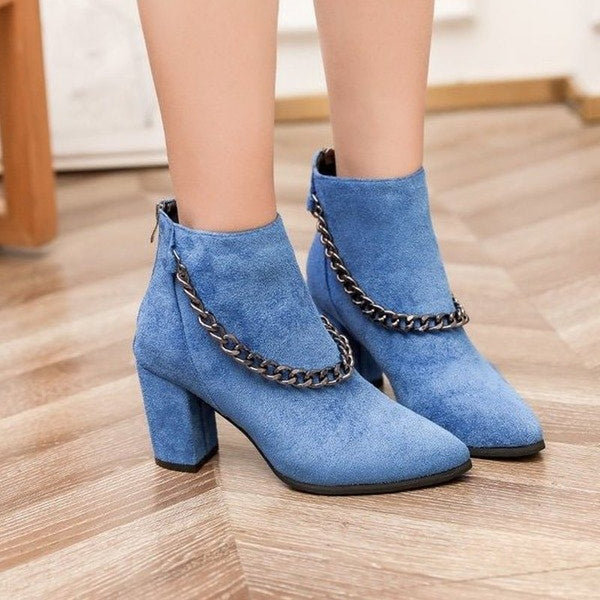 Botas Martin de Tacón Grueso con Cadena Metálica y Punta Afilada