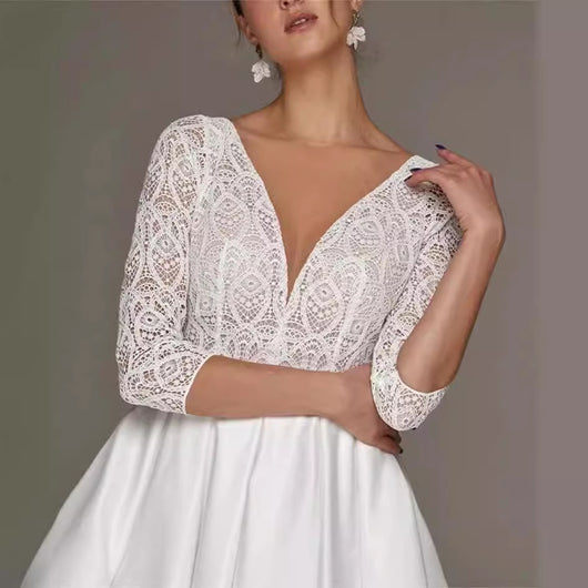 Vestido de Novia Elegante Escote en V Profundo con Encaje y Mangas Largas