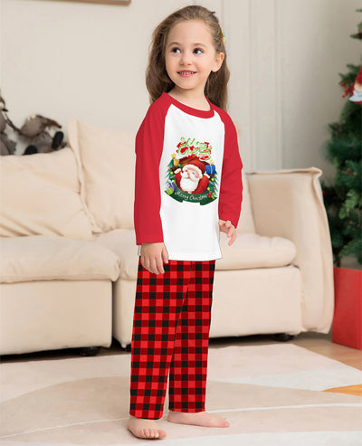 Pijamas Navideños Familiares a Juego con Pantalón a Cuadros - Image 12