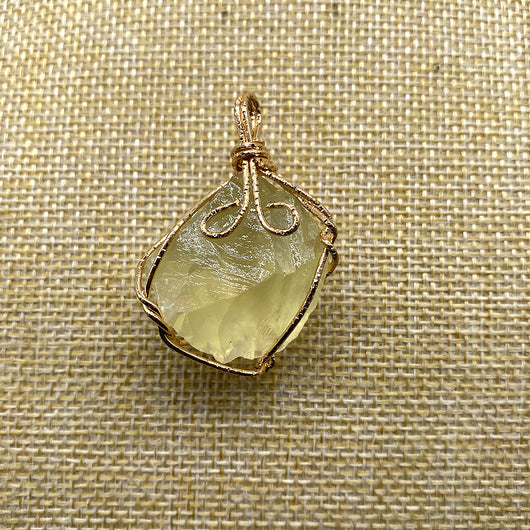 Collar de Cristal en Bruto con Alambre Hecho a Mano - Image 13