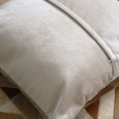 Almohada de Cuero Genuino con Costura Artesanal - Image 6