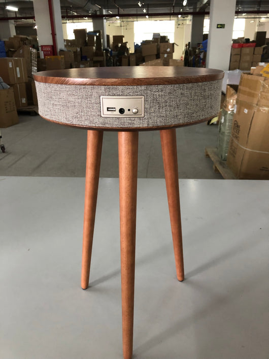 Mesa Auxiliar Redonda con Cargador Inalámbrico y Parlante Bluetooth - Image 9
