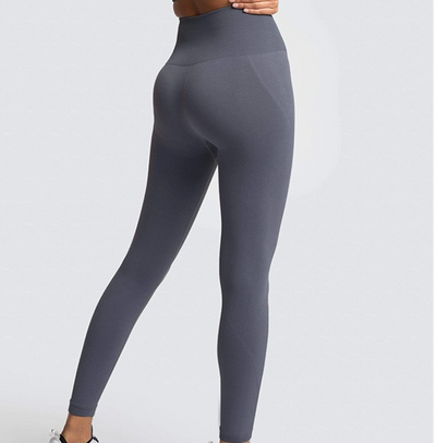 Conjunto Deportivo Sin Costuras de Alta Elasticidad para Yoga y Gimnasio - Image 31