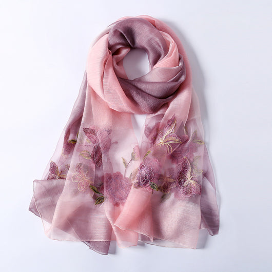 Pañuelo de Seda con Bordado Floral Primaveral - Image 7