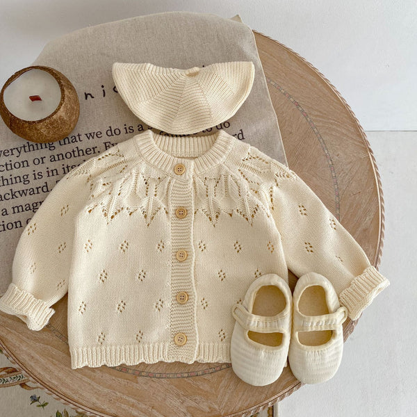 Chaqueta Tejida Calada para Niños - Diseño Versátil y Fresco