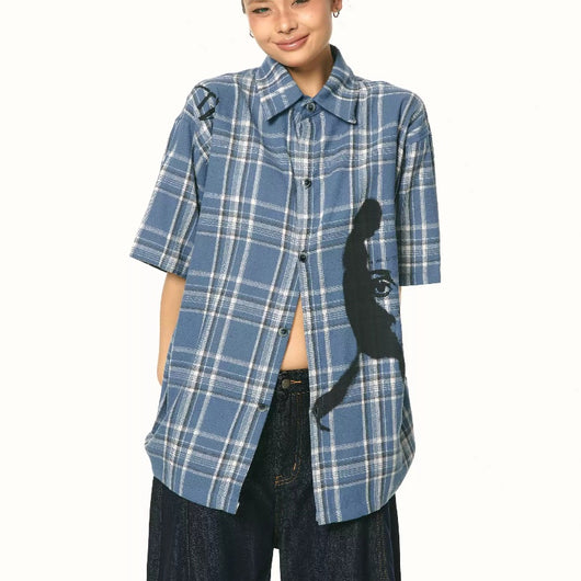 Camisa Cuadriculada Azul Holgada de Manga Corta - Image 9