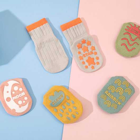 Calcetines para Bebé de Algodón Peinado con Diseños Animados Antideslizantes - Image 22