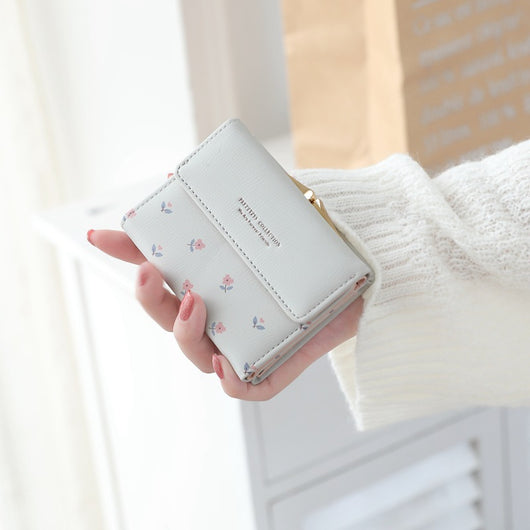 Billetera Compacta para Monedas y Tarjetas con Diseño Estampado PU - Image 19