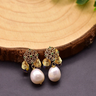 Aretes Exclusivos de Perla Barroca Natural Edison - Image 9