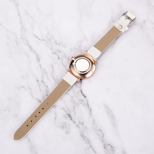 Reloj de Moda con Cristales Brillantes y Correa de Cuero Serpentina - Image 22