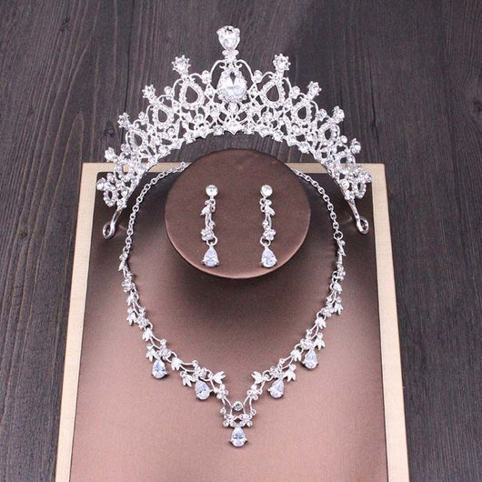 Conjunto de Corona y Collar de Cristales para Novia - Accesorios Nupciales Elegantes - Image 6