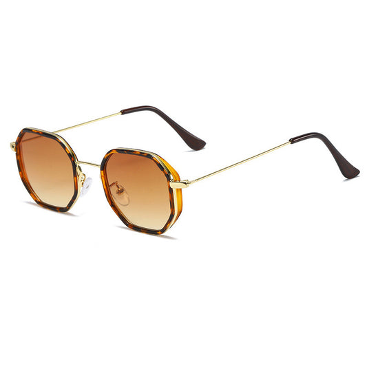Men's personalized polygon sunglasses with black and gold frame and purple gradient UV resistant lenses. - Image 2