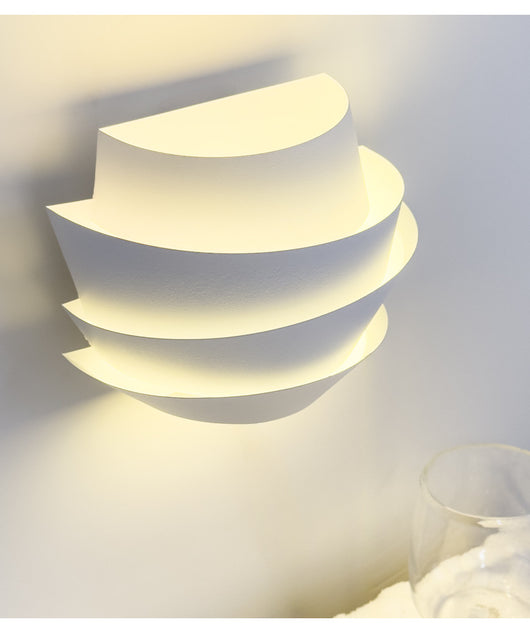 Lámpara de Mesita Minimalista Moderna con Diseño de Piña - Image 10