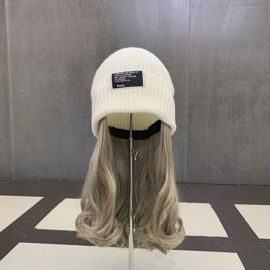 Gorro Tejido con Peluca Rizada para Otoño e Invierno - Image 2