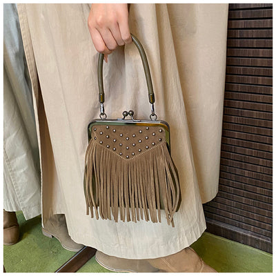 Bolsa Retro de Hombro para Mujer con Remaches y Borlas - Image 14
