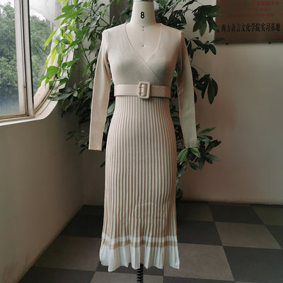 Vestido Plisado Escote V Ajustado con Cinturón - Image 12