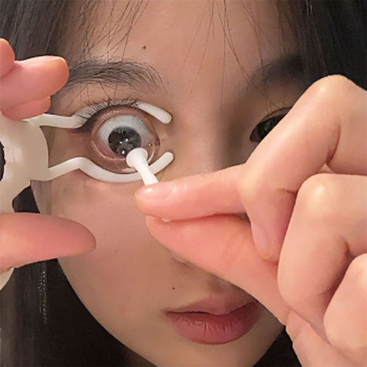 Pinza Auxiliar para Lentes de Contacto Cosméticos de Aumento - Image 17