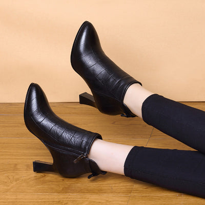 Botas Cortas para Mujer con Tacón Grueso y Medio - Image 11