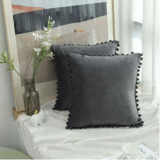 Almohada de Terciopelo con Bolas Decorativas para Sofá - Image 18