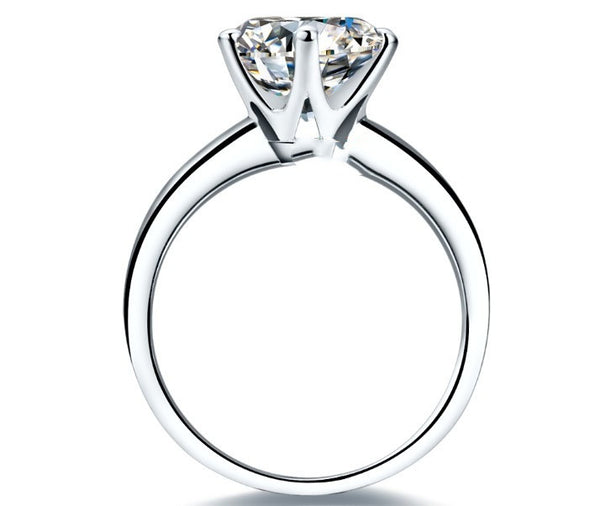 Anillo de Plata 925 Chapado en Oro con Moissanita de Seis Garras
