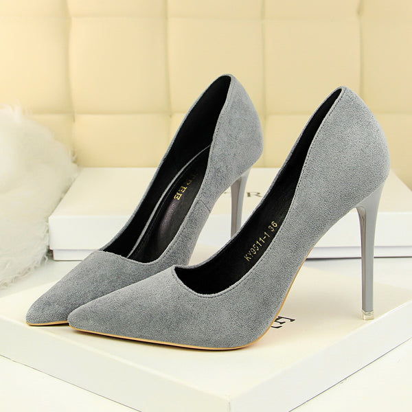 Zapatos de Tacón Alto en Ante: Elegancia Sofisticada y Punta Fina