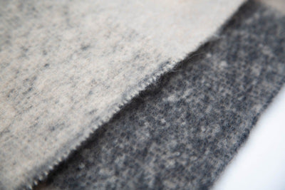Bufanda Jacquard Unisex con Letras - Estilo Moderno para Él y Ella - Image 25