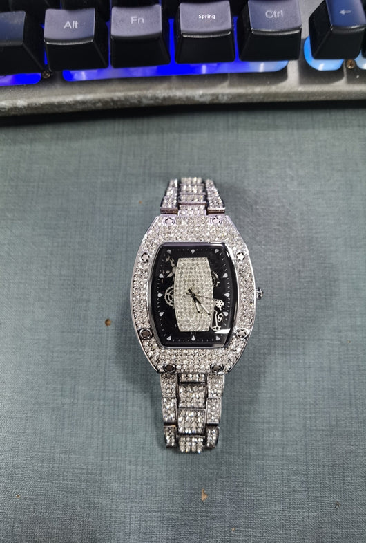 Reloj de Cuarzo Hip Hop Diseño Minimalista con Diamantes a Juego - Image 17