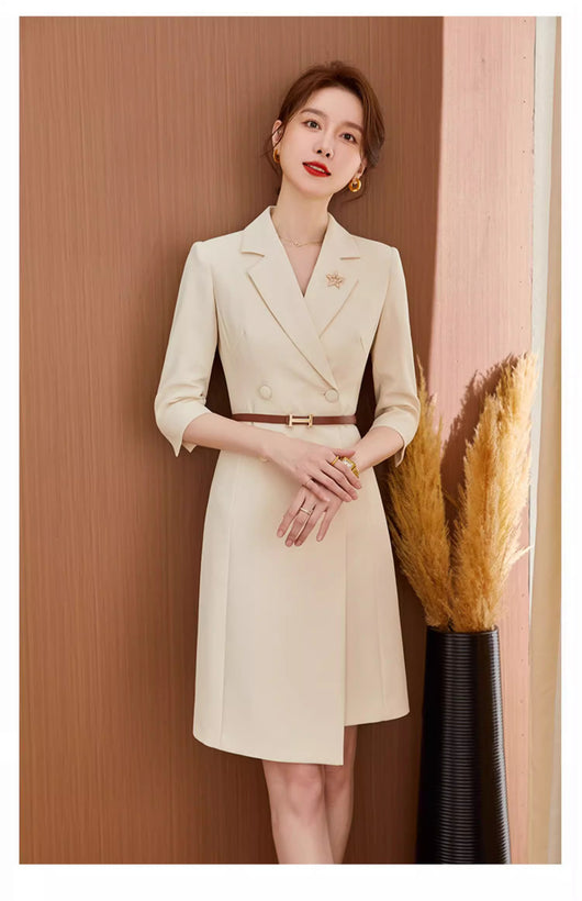 Traje Blanco Ejecutivo de Elegancia Profesional - Image 9