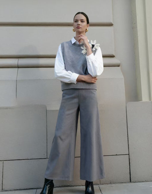 Conjunto de 3 Piezas: Chaleco Tejido con Moño, Camisa y Pantalón Casual - Image 23