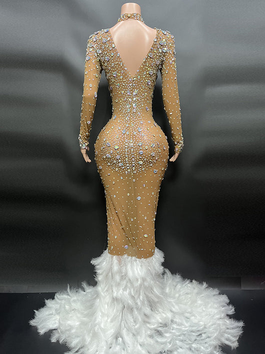 Vestido Largo Elegante Backless con Diamantes Brillantes y Manga Larga - Image 9