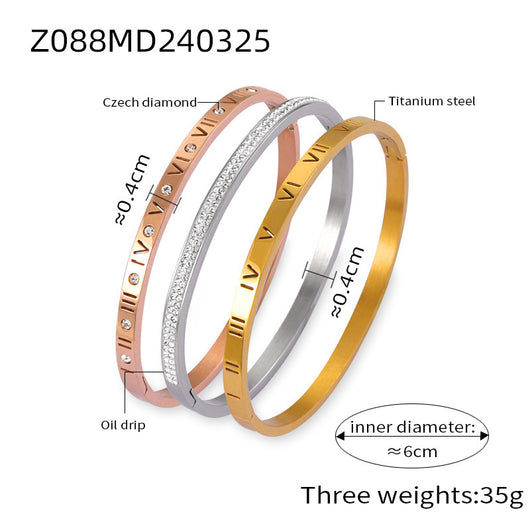 Pulsera de Titanio Chapada en Oro con Diseño Romano Grabado y Diamantes Incrustados - Image 10
