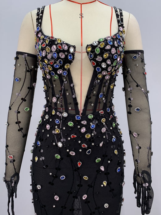 Vestido de Malla Elegante con Cristales Brillantes y Cintura Ajustada - Image 13