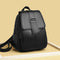 Mochila Casual de Cuero Suave con Cinturón Decorativo