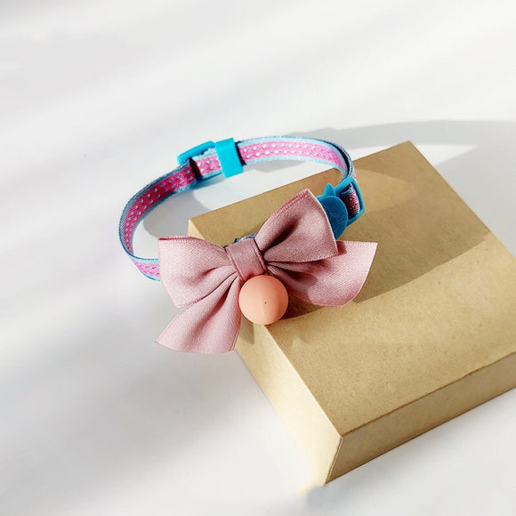 Moño Elegante para Gatos con Campana - Accesorio Adorable