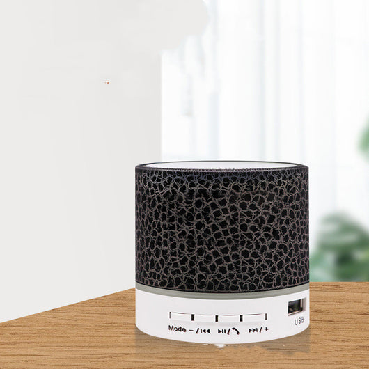 Parlante Bluetooth Portátil con Luces LED y Sonido Envolvente - Image 14