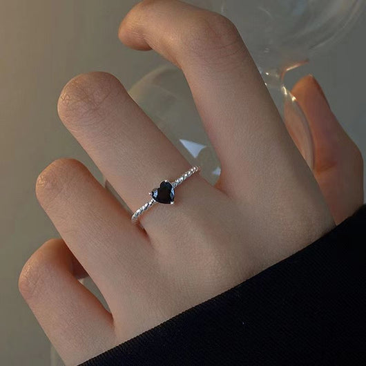 Anillo de Circonia Negra XINGX Sweet Cool Style para Mujer