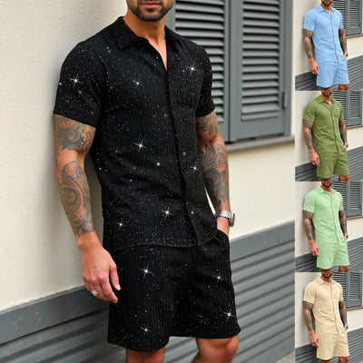 Conjunto de Camisa Brillante y Pantalón Corto para Hombre