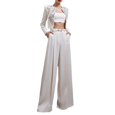Traje Elegante de Estilo Británico con Chaqueta Corta Bordada y Pantalón Ancho - Image 2