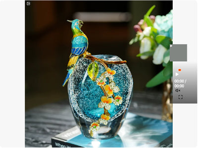 Jarrón Decorativo de Porcelana con Patrón de Loro Esmaltado - Image 10